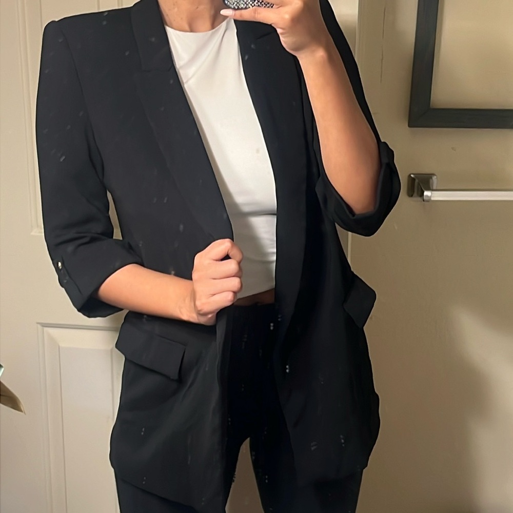 Zara black blazer 💅